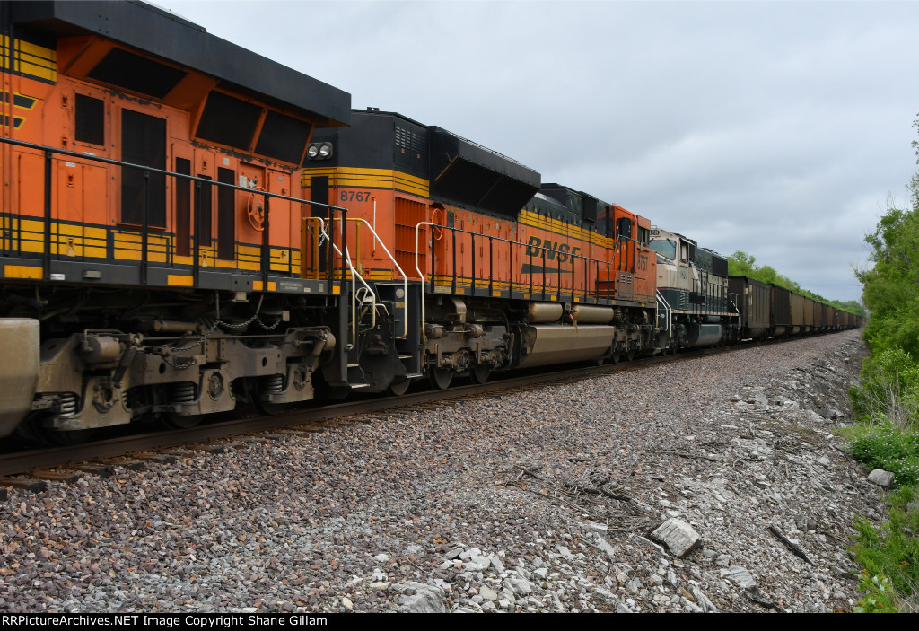 BNSF 8767 Roster shot